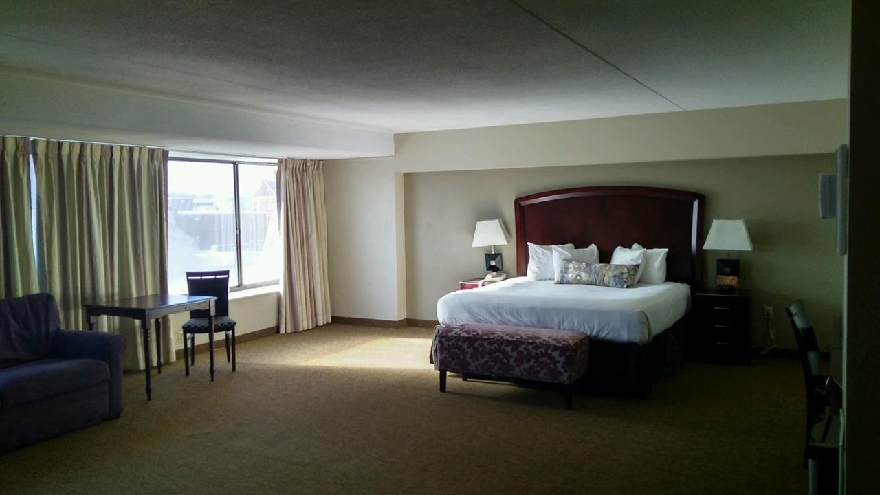 The Avalon Hotel And Conference Center Érié Extérieur photo