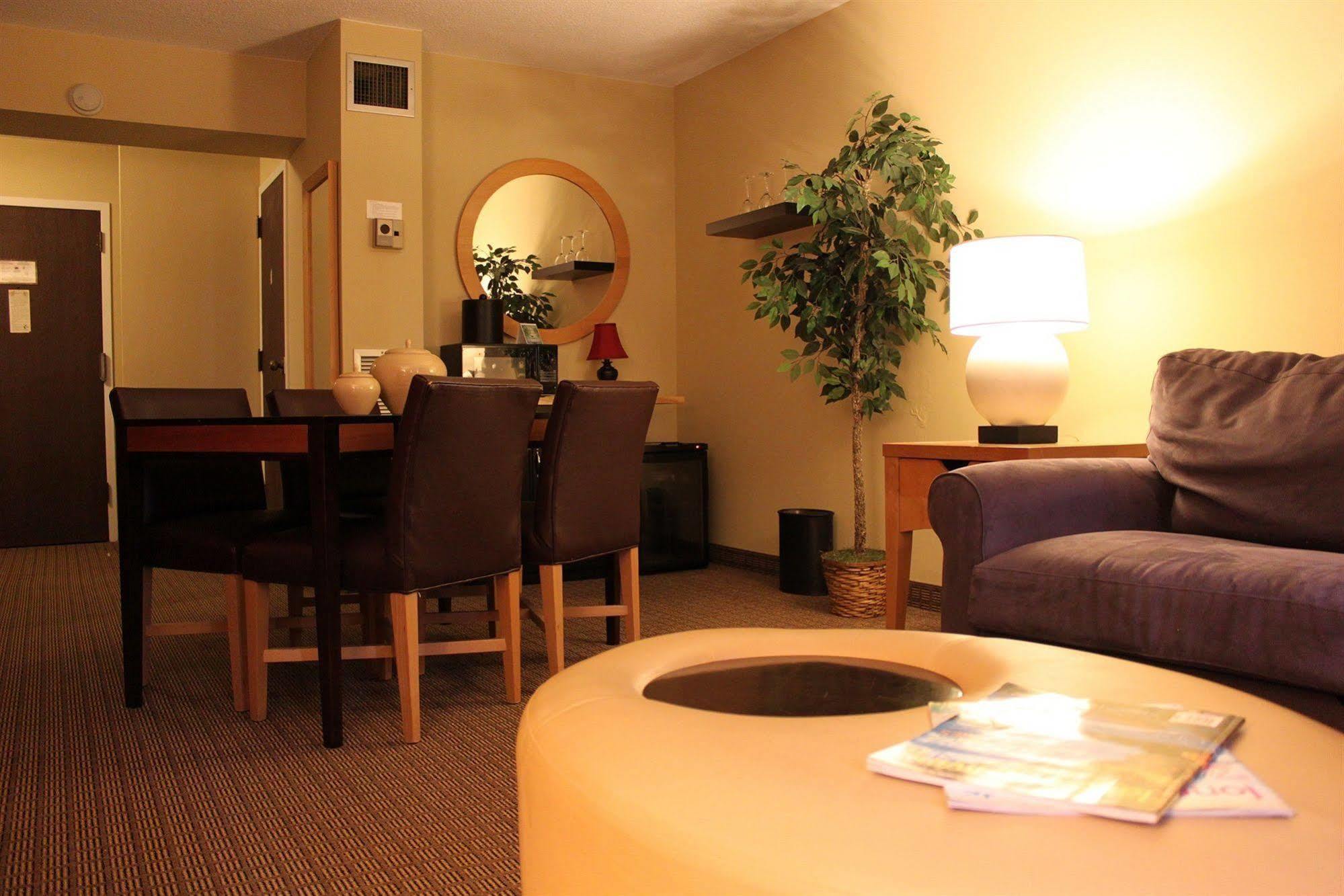 The Avalon Hotel And Conference Center Érié Extérieur photo