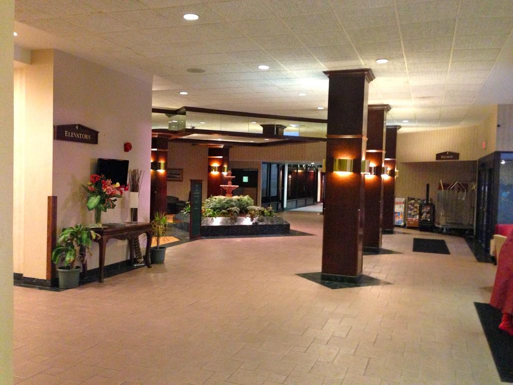 The Avalon Hotel And Conference Center Érié Extérieur photo